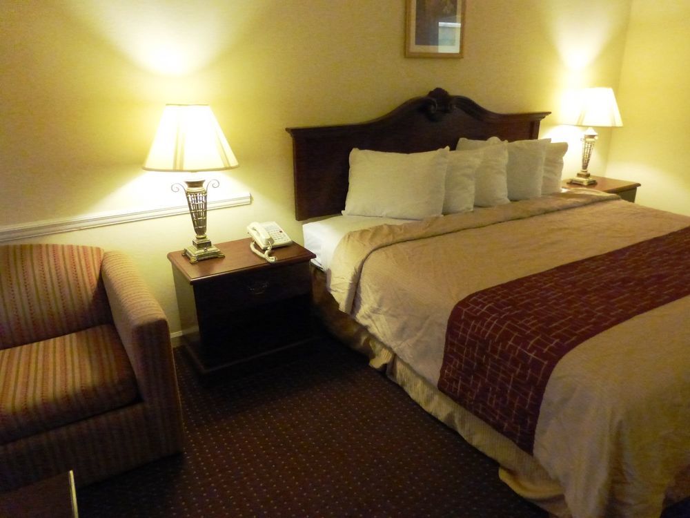 Red Roof Inn & Suites Scottsboro Dış mekan fotoğraf