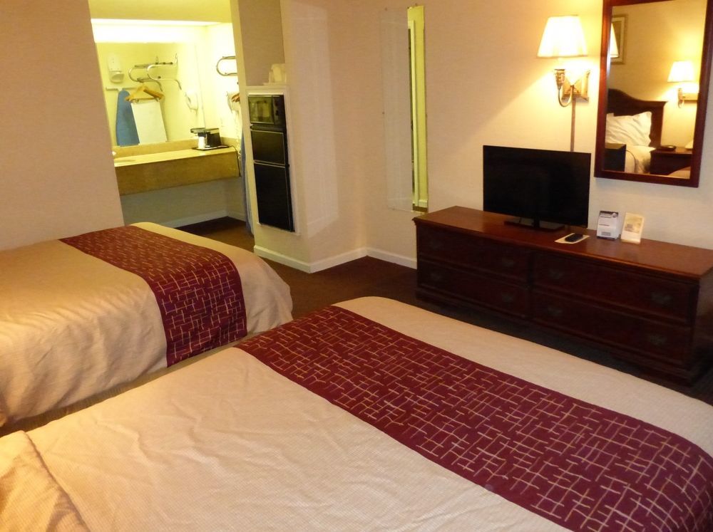 Red Roof Inn & Suites Scottsboro Dış mekan fotoğraf